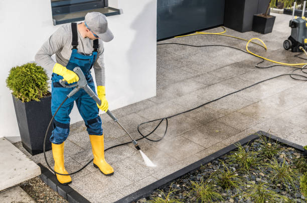 Best Commercial Pressure Washing  in Hammond, WI